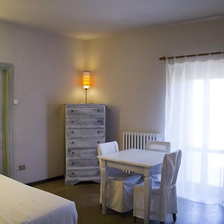 Готель Le Torracce Agriturismo Olistico Valfabbrica Екстер'єр фото