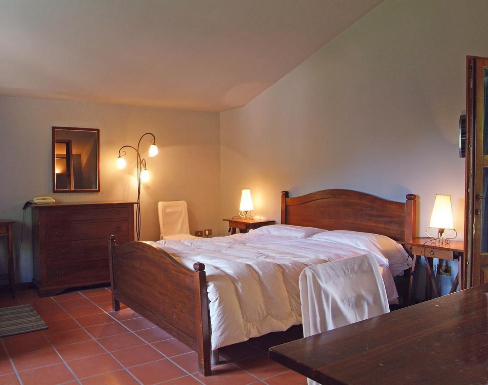 Готель Le Torracce Agriturismo Olistico Valfabbrica Екстер'єр фото